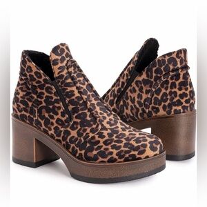 MUK LUKS Women's Spain Ibiza Boots Leopard Print Boots Size 9.5 NWT 🐆